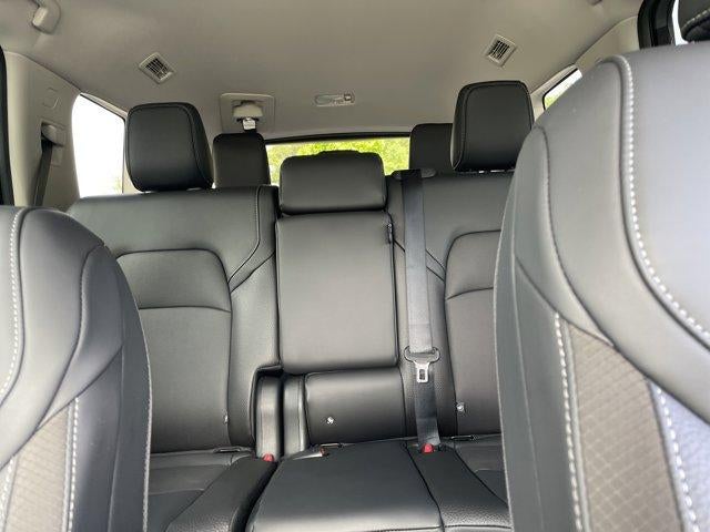 2026 Nissan Pathfinder SL 4WD