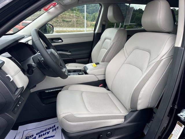 2026 Nissan Pathfinder SL 4WD