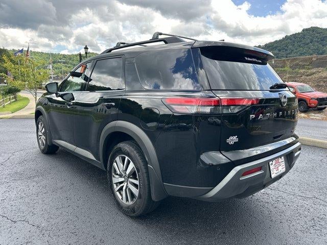 2026 Nissan Pathfinder SL 4WD
