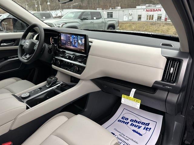 2026 Nissan Pathfinder SL 4WD