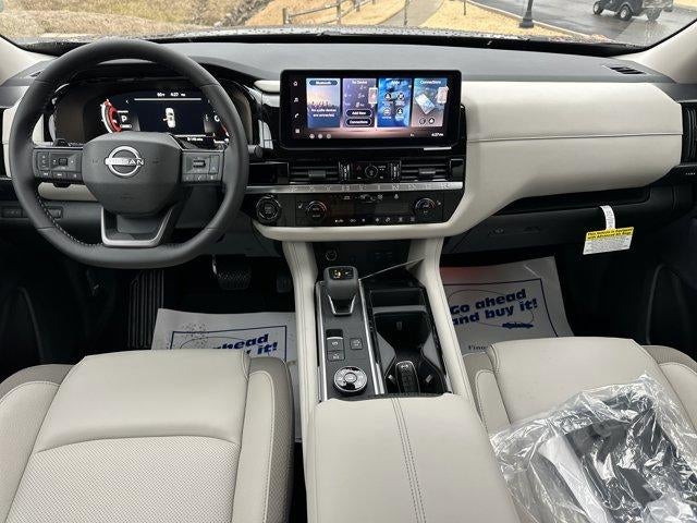 2026 Nissan Pathfinder SL 4WD