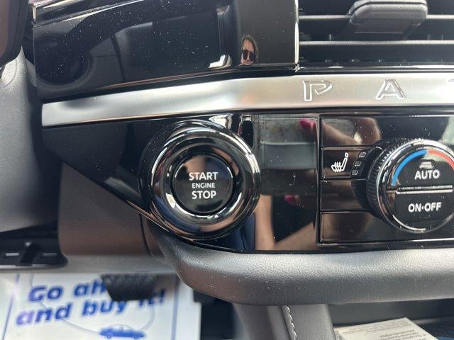2026 Nissan Pathfinder SL 4WD