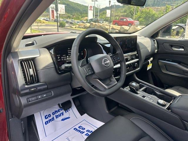 2026 Nissan Pathfinder SL 4WD