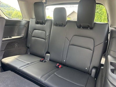 2026 Nissan Pathfinder SL 4WD