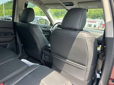 2026 Nissan Pathfinder SL 4WD