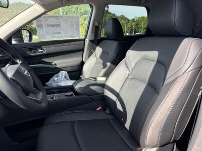 2026 Nissan Pathfinder SL 4WD