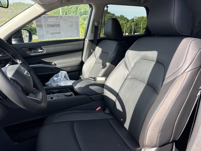 2026 Nissan Pathfinder SL 4WD