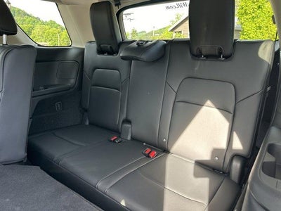 2026 Nissan Pathfinder SL 4WD