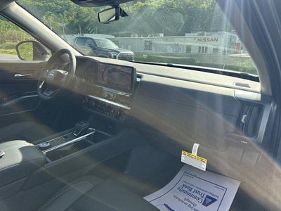 2026 Nissan Pathfinder SL 4WD