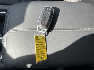 2026 Nissan Pathfinder SL 4WD