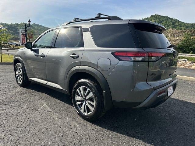 2026 Nissan Pathfinder SL 4WD
