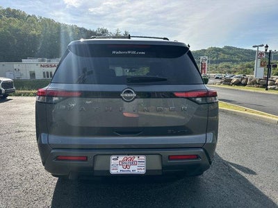 2026 Nissan Pathfinder SL 4WD