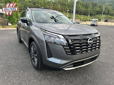 2026 Nissan Pathfinder Platinum 4WD