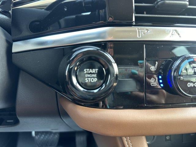 2026 Nissan Pathfinder Platinum 4WD