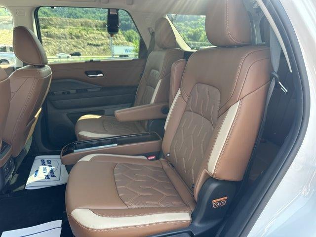 2026 Nissan Pathfinder Platinum 4WD