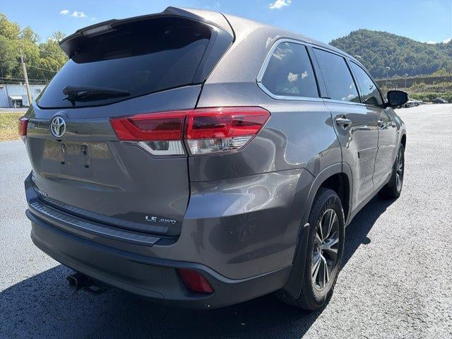2019 Toyota Highlander LE Plus V6 AWD (Natl)
