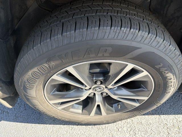 2019 Toyota Highlander LE Plus V6 AWD (Natl)