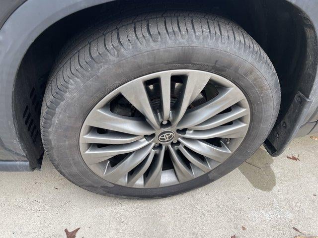 2021 Toyota Highlander Platinum AWD (Natl)