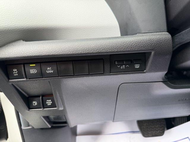 2025 Toyota Sienna XLE AWD 7-Passenger (Natl)