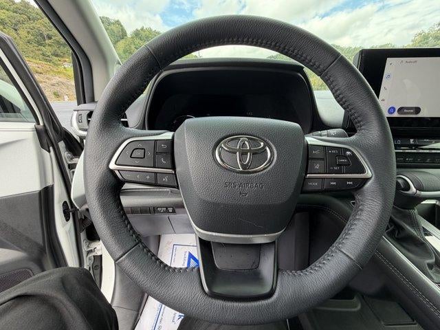 2025 Toyota Sienna XLE AWD 7-Passenger (Natl)