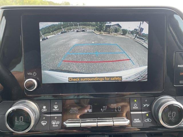 2023 Toyota Highlander L FWD (Natl)