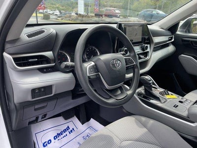 2023 Toyota Highlander L FWD (Natl)