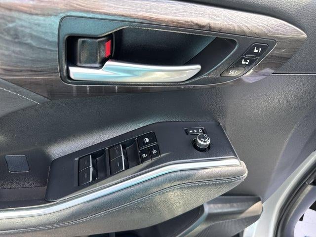 2023 Toyota Highlander Platinum AWD (Natl)