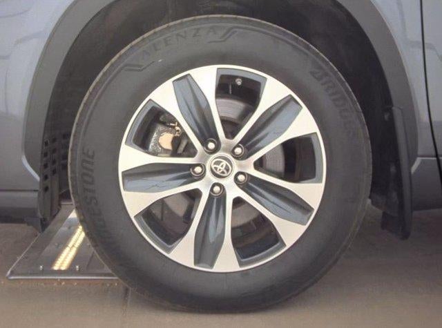 2023 Toyota Highlander XLE AWD (Natl)