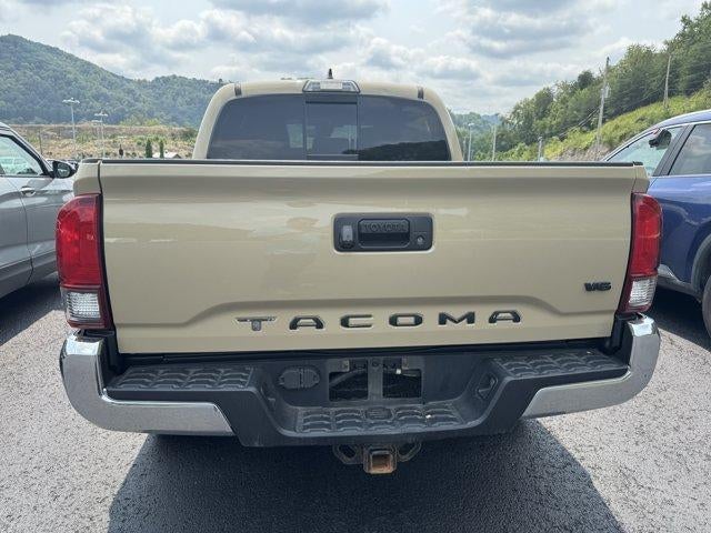 2019 Toyota Tacoma 4WD 4WD TRD Off Road Double Cab 5' Bed V6 MT (Natl)
