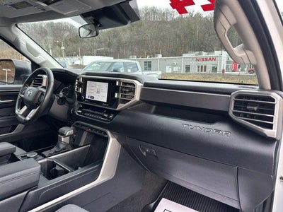 2024 Toyota Tundra 4WD 4WD SR5 CrewMax 5.5' Bed (Natl)