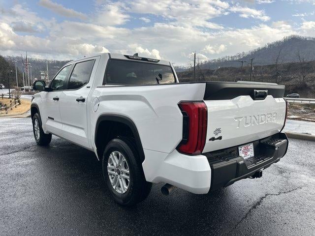 2024 Toyota Tundra 4WD 4WD SR5 CrewMax 5.5' Bed (Natl)