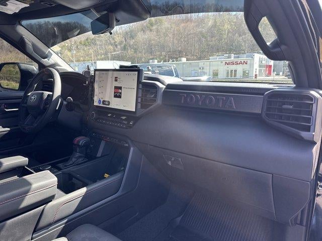 2026 Toyota Tundra 4WD 4WD TRD Pro Hybrid CrewMax 5.5' Bed (Natl)