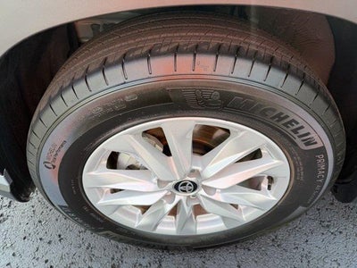 2026 Toyota Corolla Cross LE 2WD (Natl)