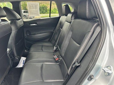 2025 Toyota Corolla Cross XLE 4WD (Natl)