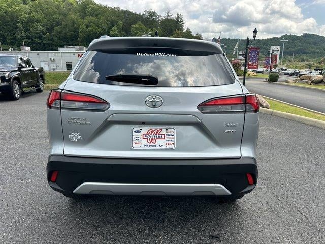 2025 Toyota Corolla Cross XLE 4WD (Natl)