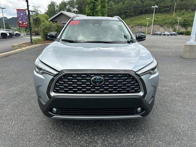2025 Toyota Corolla Cross XLE 4WD (Natl)