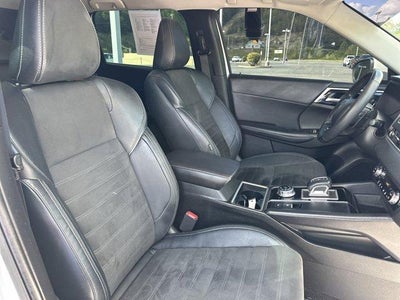 2023 Mitsubishi Outlander SE S-AWC