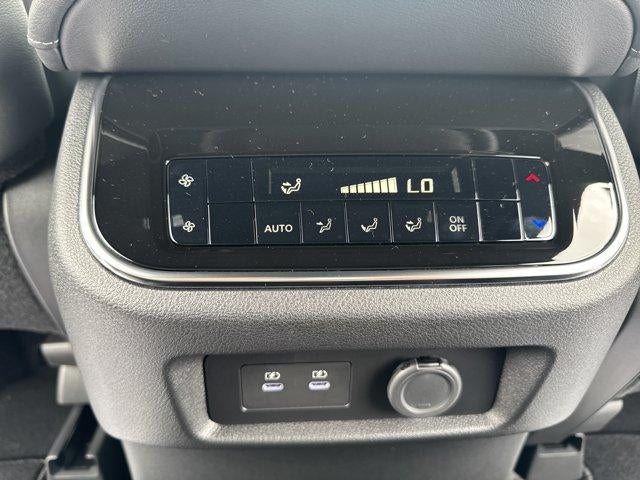 2026 Nissan Armada 4x4 SL