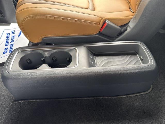 2026 Nissan Armada 4x4 SL
