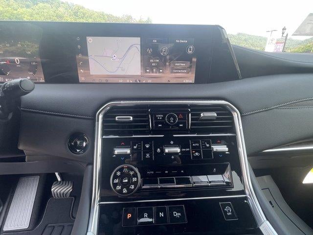 2025 Nissan Armada 4x4 SL