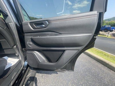 2025 Nissan Armada 4x4 SL