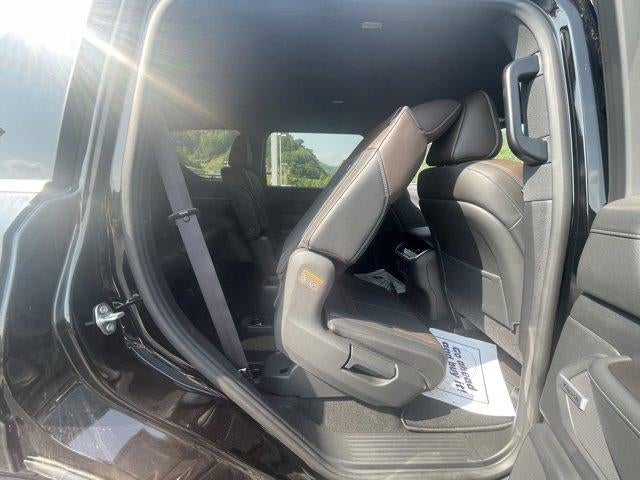 2025 Nissan Armada 4x4 SL