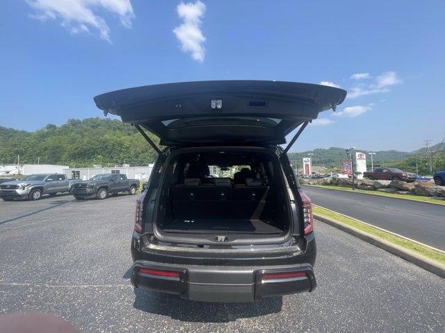 2025 Nissan Armada 4x4 SL