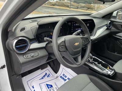 2026 Chevrolet Trax FWD 4dr LT