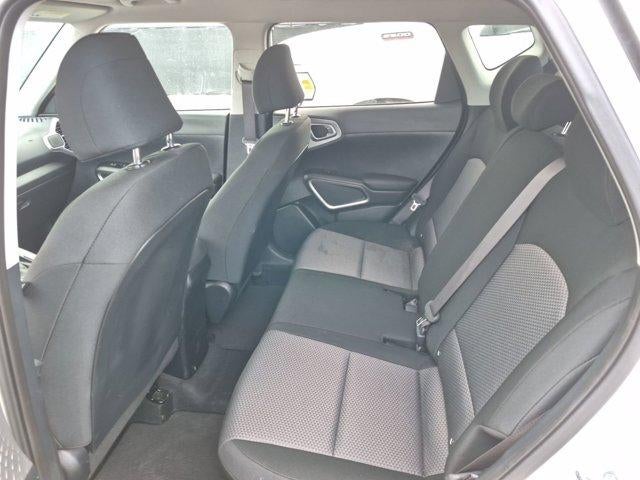 2024 Kia Soul LX IVT