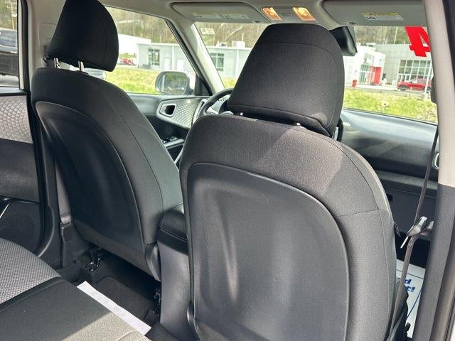 2024 Kia Soul LX IVT