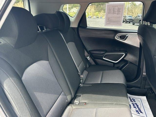 2024 Kia Soul LX IVT