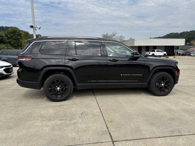 2023 Jeep Grand Cherokee L Limited 4x4
