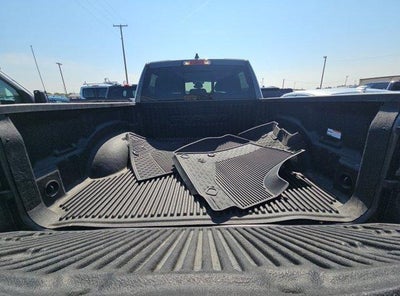 2022 RAM 1500 Big Horn 4x4 Crew Cab 5'7" Box