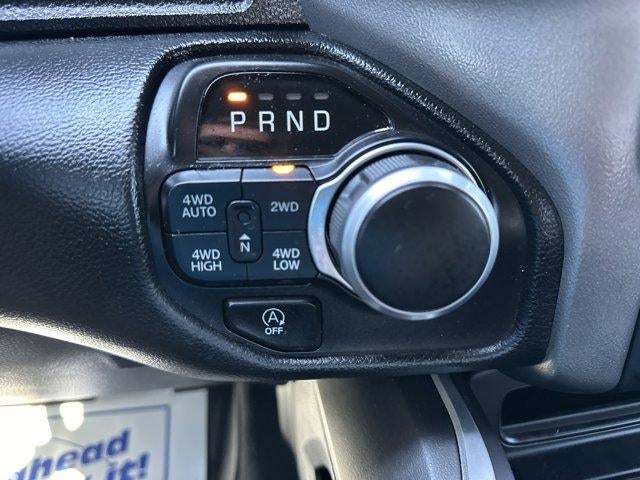 2022 RAM 1500 Big Horn 4x4 Crew Cab 5'7" Box